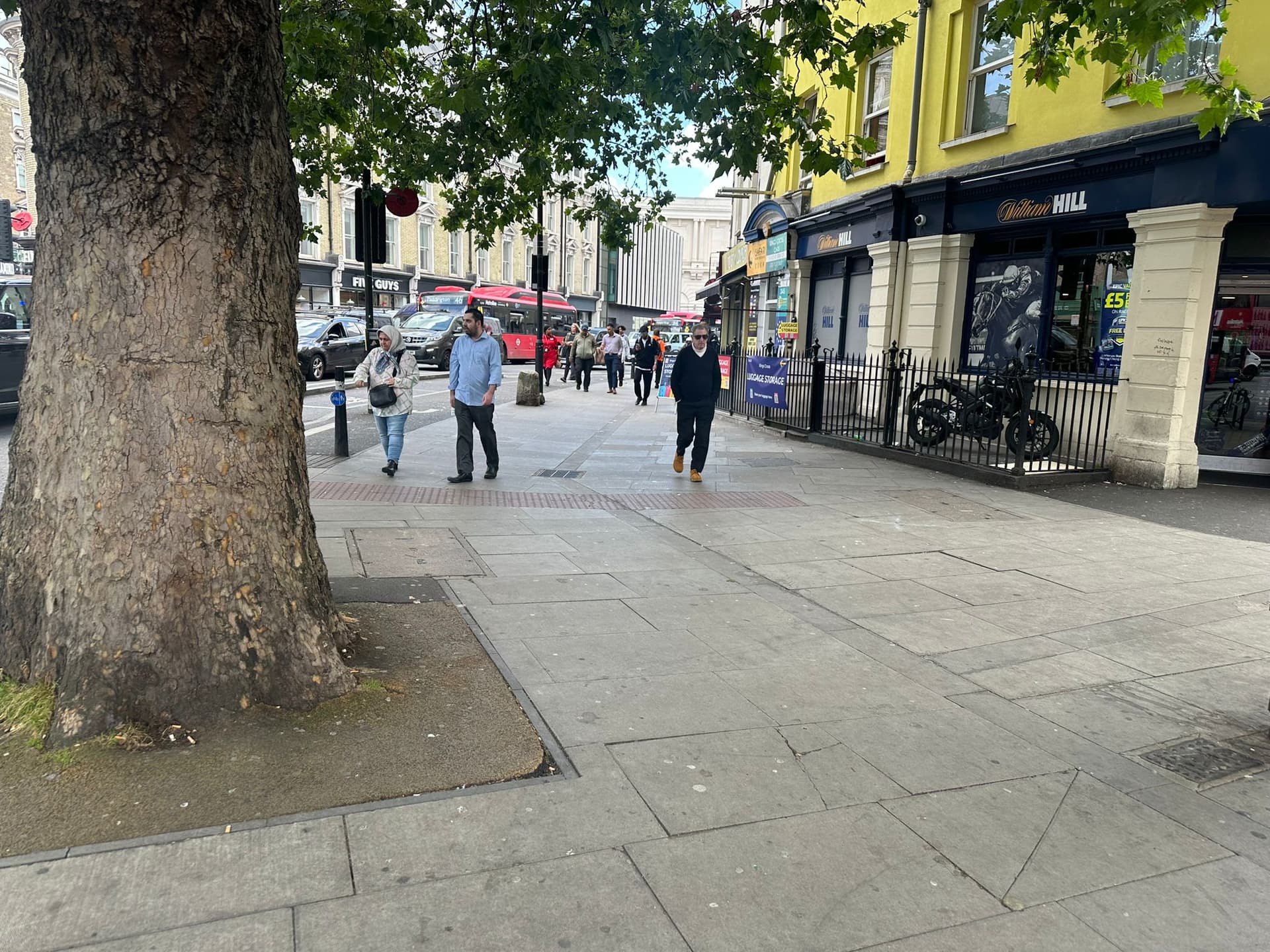 Cheap and secure bag storage in Central London
