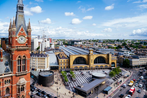 Travel Light in London with Affordable Luggage Storage